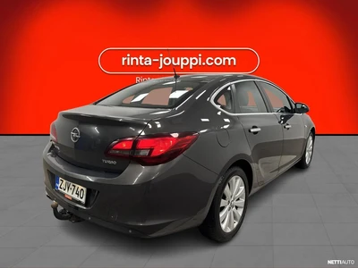 Opel Astra 2013, photo 6/10