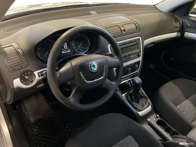 Skoda Octavia 1,2 TSI Ambiente 2011, photo 7/22