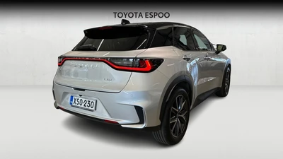 Lexus LBX 200h Launch Edition Cool 2024, kuva 5/19