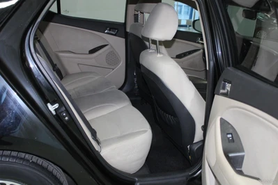 Kia Optima 2012, photo 7/12