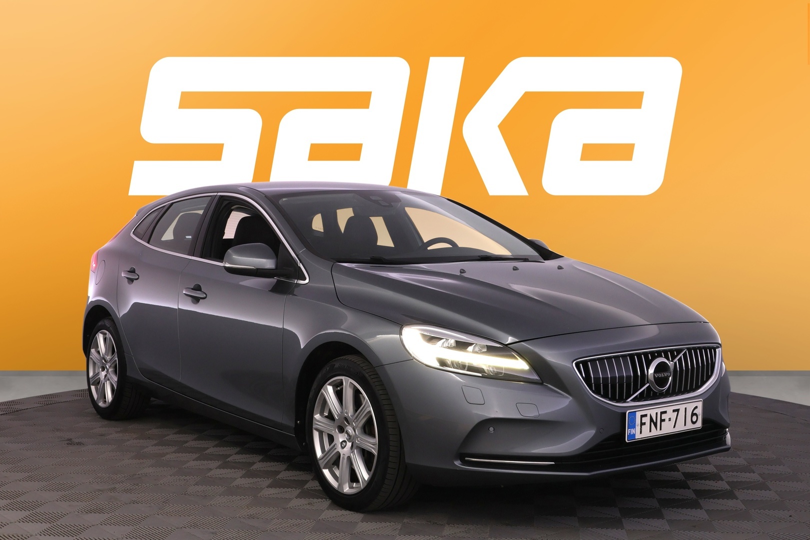 Volvo V40