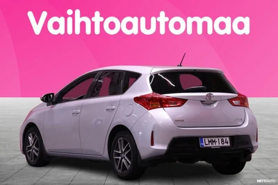 Toyota Auris 2014, photo 5/22