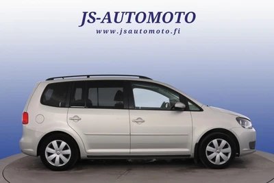 Volkswagen Touran Comfortline 1.2 TSI 2011, photo 2/30