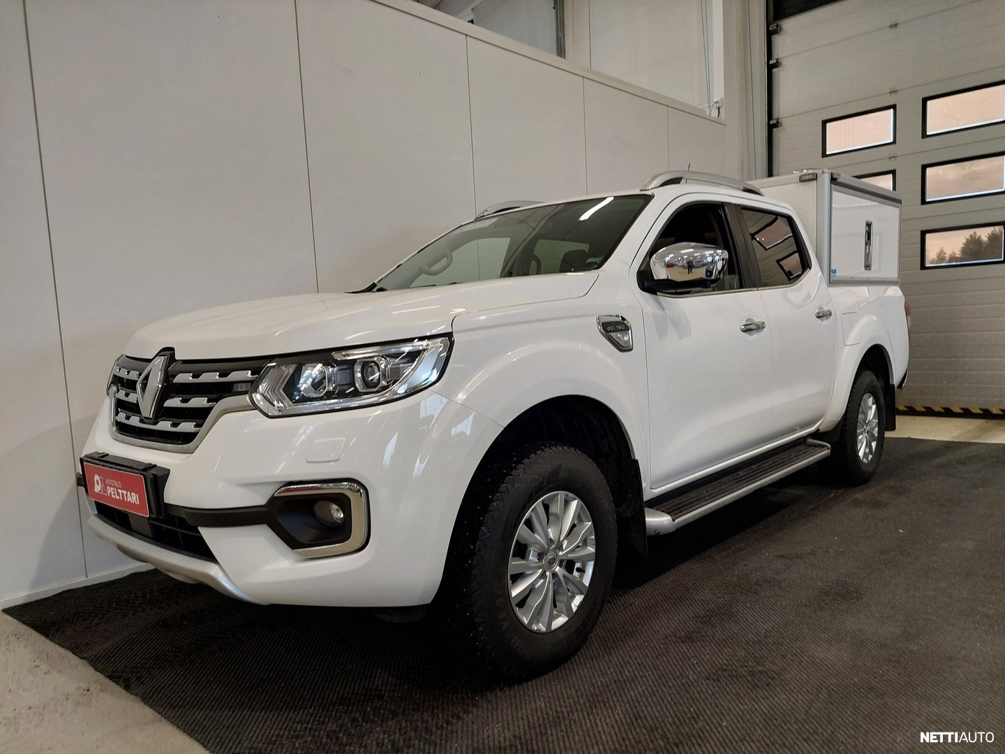 Renault Alaskan