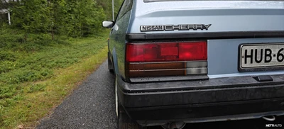 Nissan Cherry 1985, photo 6/20