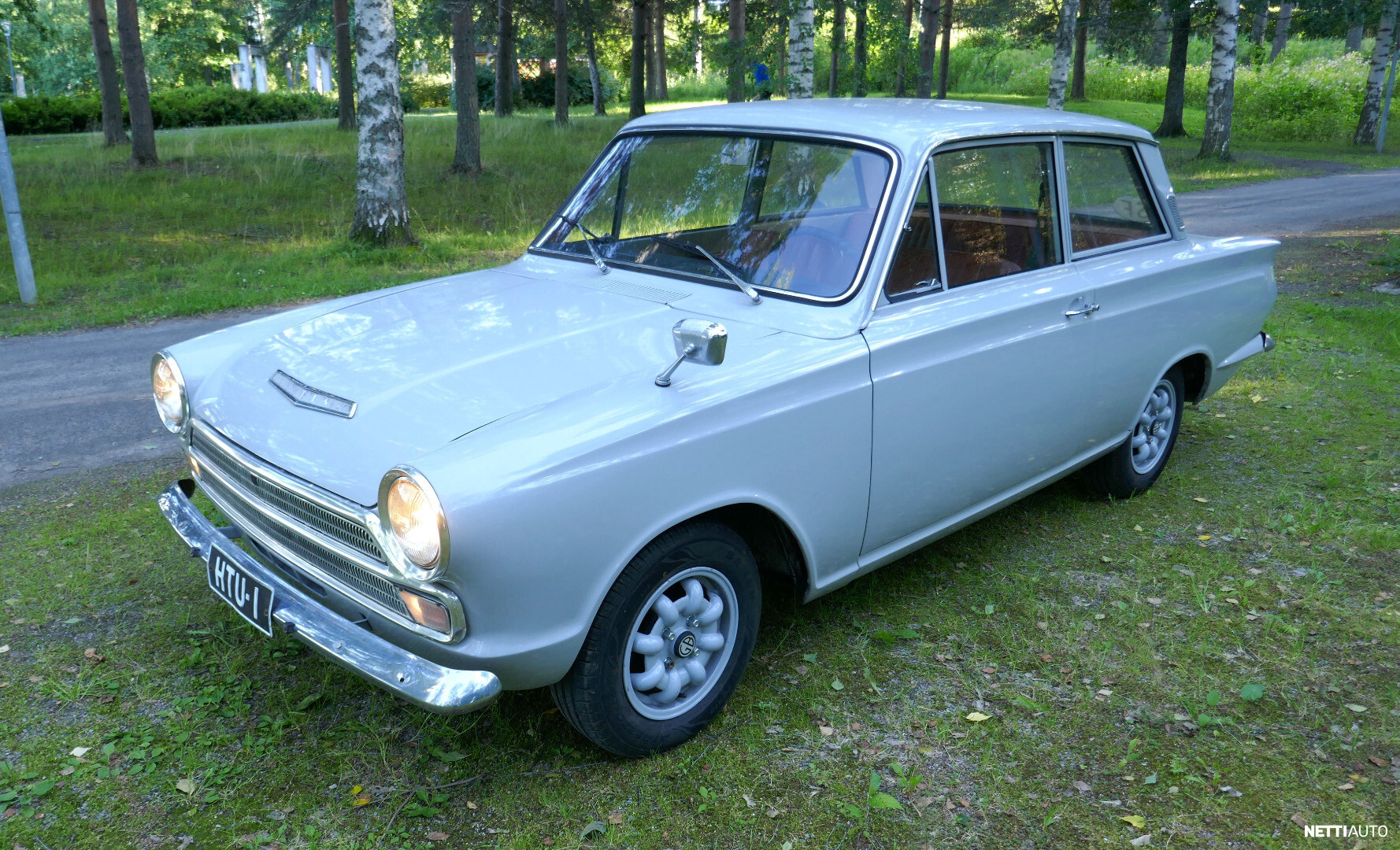 Ford Cortina
