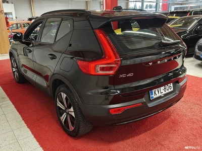 Volvo XC40 2023, photo 7/10