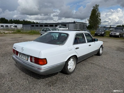 Mercedes-Benz S 260 SE 1987, photo 6/18