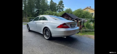 Mercedes-Benz CLS 2004, kuva 5/14