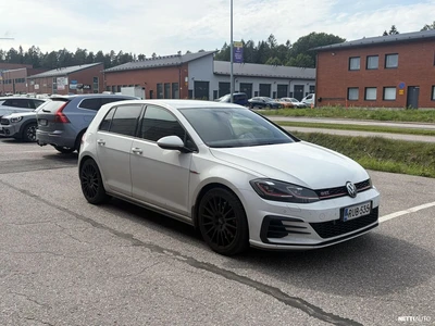 Volkswagen Golf 2019, kuva 3/28