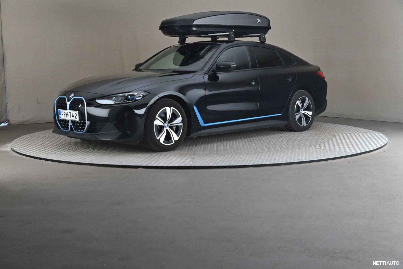 BMW i4