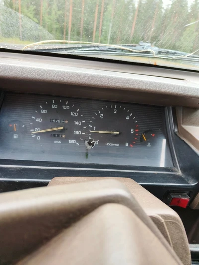 Mitsubishi L200 L200 4x4 1992, kuva 7/8