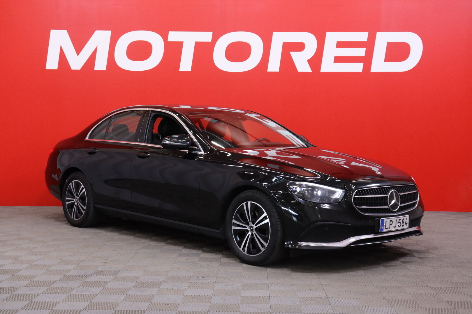 Mercedes-Benz E