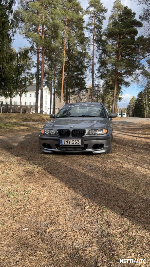 BMW 320