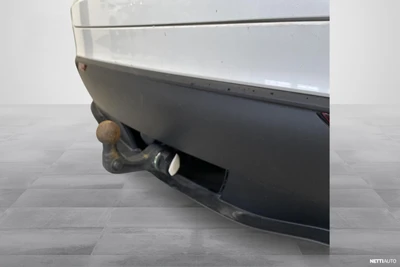 Tesla Model Y Long Range 2023, kuva 4/8