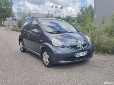 Toyota Aygo 1.0 5-ov 2008, kuva 3/28