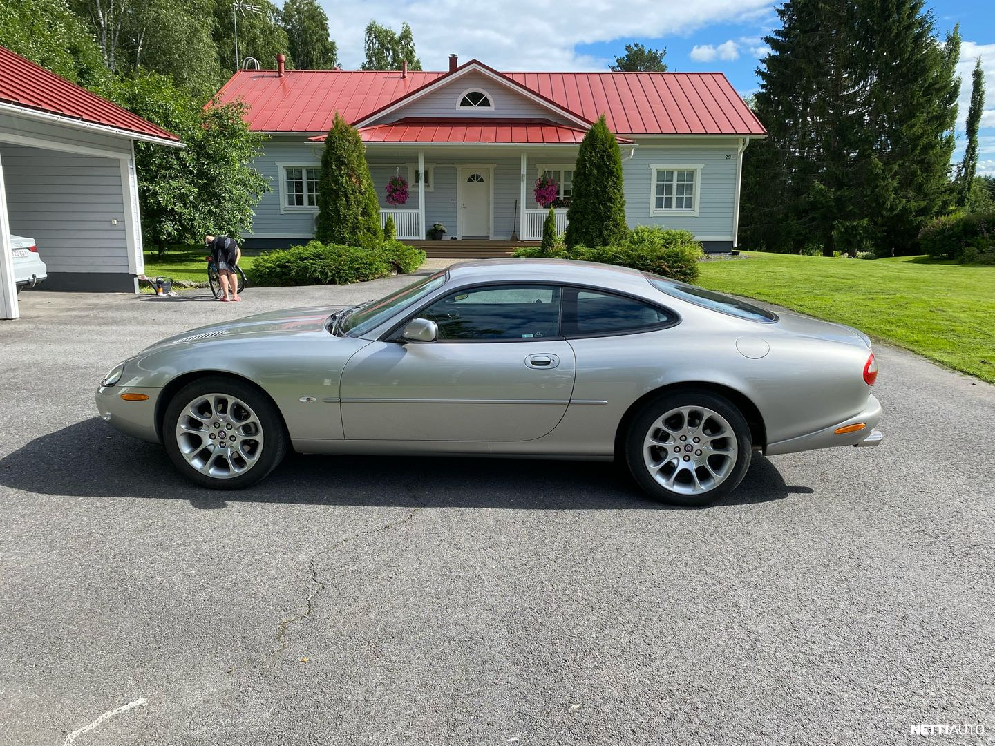 Jaguar XKR