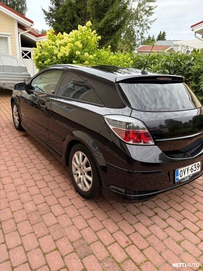 Opel Astra GTC 1,6 OPC 2007, photo 4/11