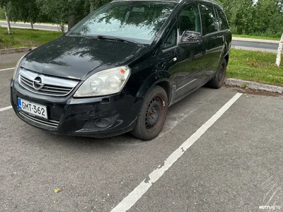 Opel Zafira 2010, kuva 3/4