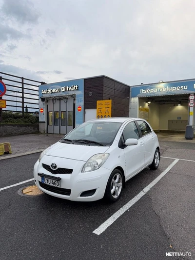 Toyota Yaris Yaris 2010, photo 1/9