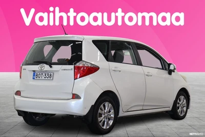 Toyota Verso-S 2011, photo 7/21