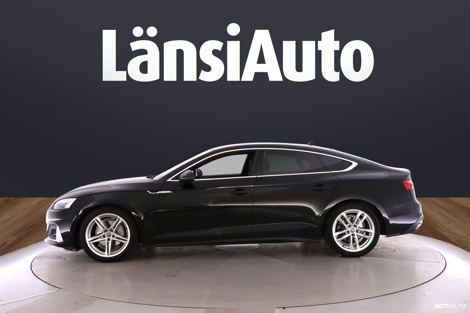 Audi A5 2021, photo 5/35