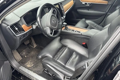 Volvo V90 D3 Business Inscription aut 2020, photo 3/3