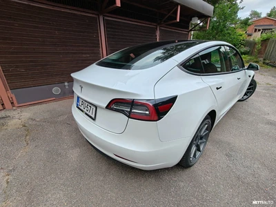 Tesla Model 3 2021, kuva 3/14