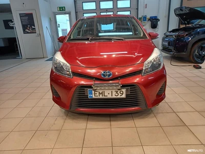 Toyota Yaris Hybrid Active 5ov 2013, kuva 2/15