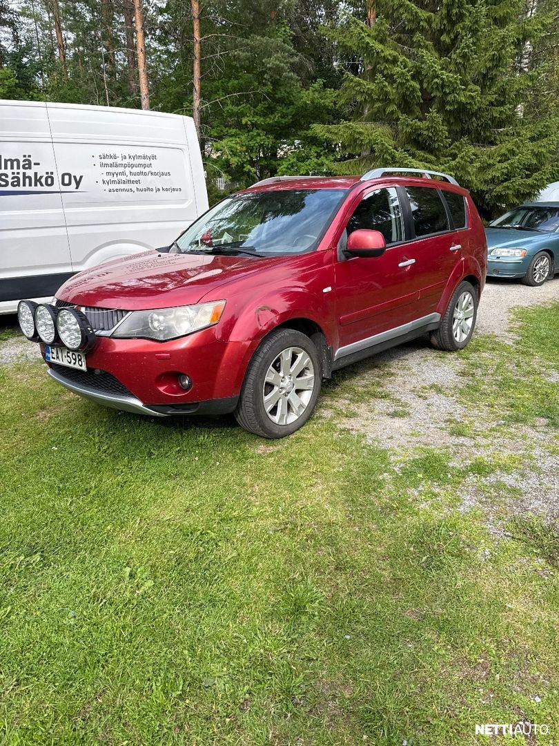 Mitsubishi Outlander 2009, kuva 2/4