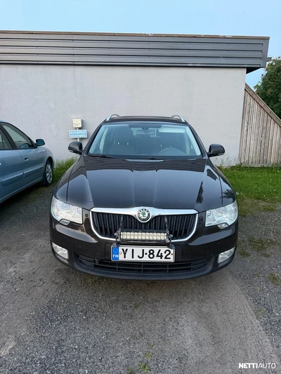 Skoda Superb 2013, kuva 1/20