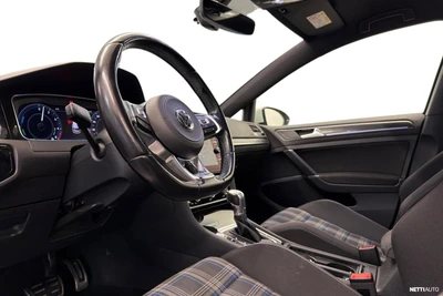 Volkswagen Golf 2018, kuva 6/32