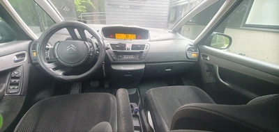 Citroen Grand C4 Picasso 2007, kuva 3/20