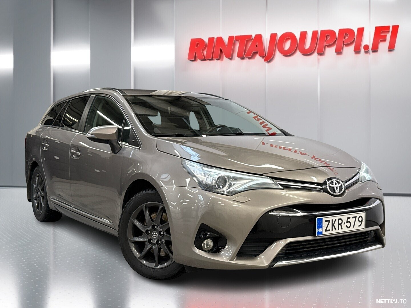 Toyota Avensis 2,0 D-4D Active Touring Sports
