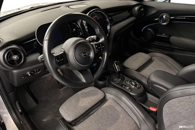 MINI Cooper SE 2022, photo 6/30