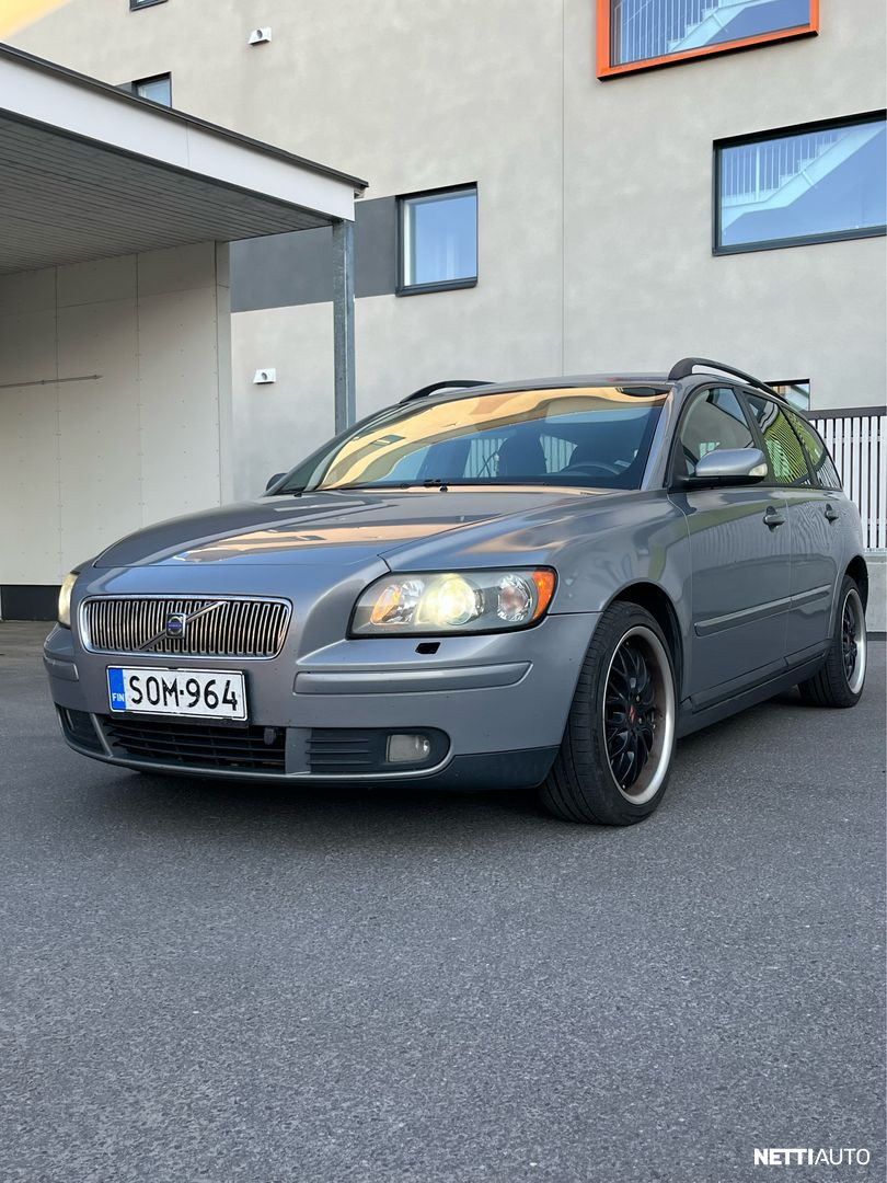 Volvo V50