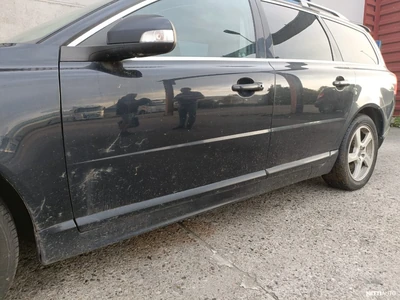 Volvo V70 2011, kuva 4/11