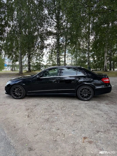 Mercedes-Benz E CDI BE Business 2010, kuva 6/9