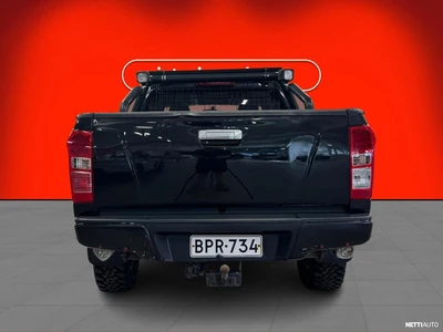 Isuzu D-Max Space Cab 3500 4WD 2,5 AT LS 2014, kuva 7/20