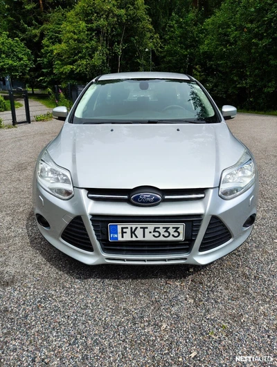 Ford Focus 2012, photo 3/9