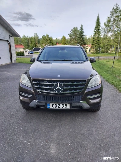 Mercedes-Benz ML 2011, kuva 2/15