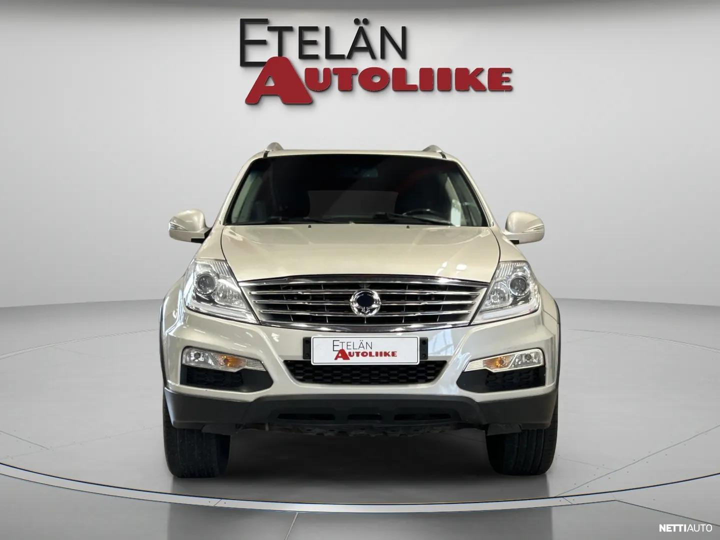 SsangYong Rexton 2015, photo 2/20