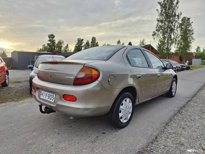 Chrysler Neon 1999, kuva 3/12