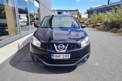 Nissan Qashqai+2 2011, photo 2/15