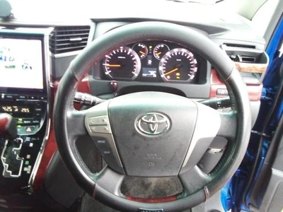 Toyota Vellfire 2008, kuva 6/13