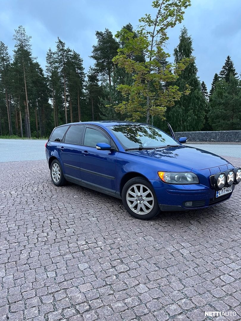 Volvo V50