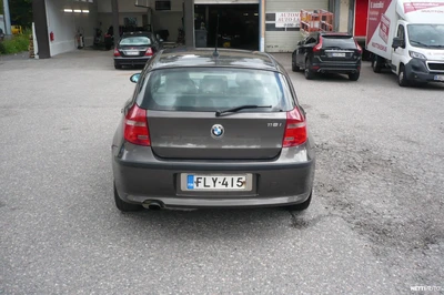 BMW 118 2009, photo 6/25