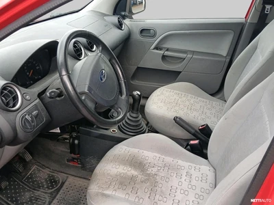 Ford Fiesta 1,3i Ambiente 5d 2002, kuva 4/4