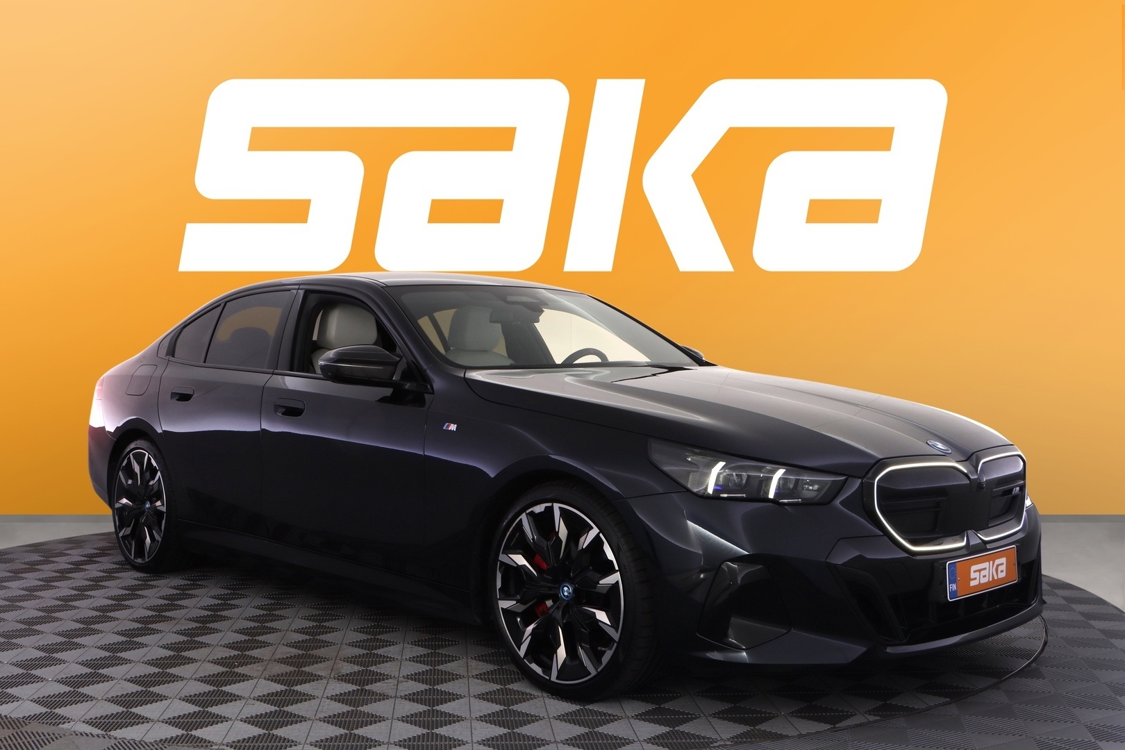 BMW i5 M60