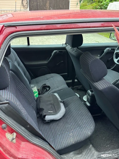 Volkswagen Vento 1995, kuva 3/10